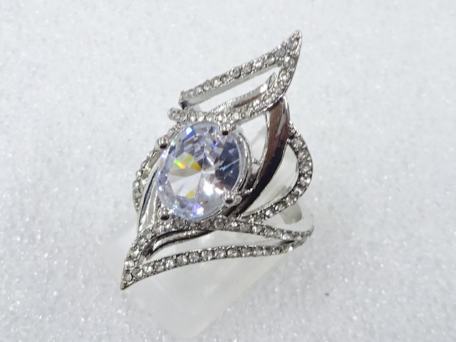 Japanese Kimono / Antique Accessories Metal